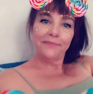 Meet your Posher, Wendy